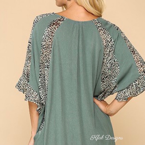 Sage Green Leopard Detail Surplice Front Twist Top - Picture 5 of 6